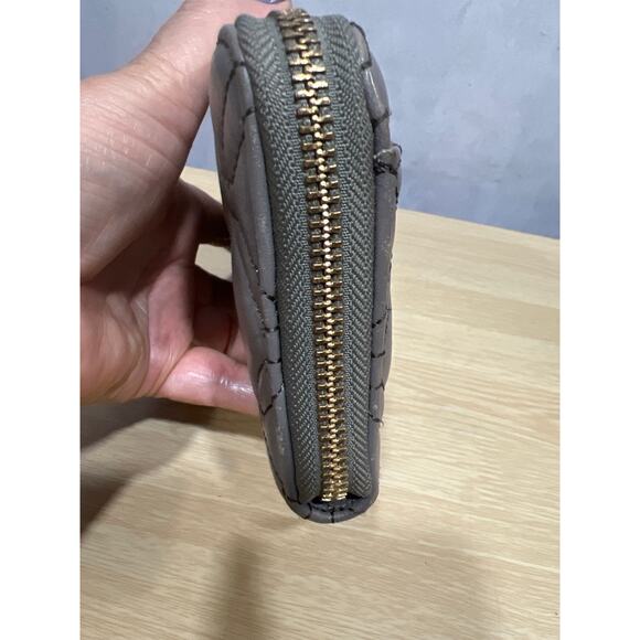 Kate Spade Astor Court Neda Quilted Zip Around Wallet in Wedgewood Gray Tan - Picture 9 of 12